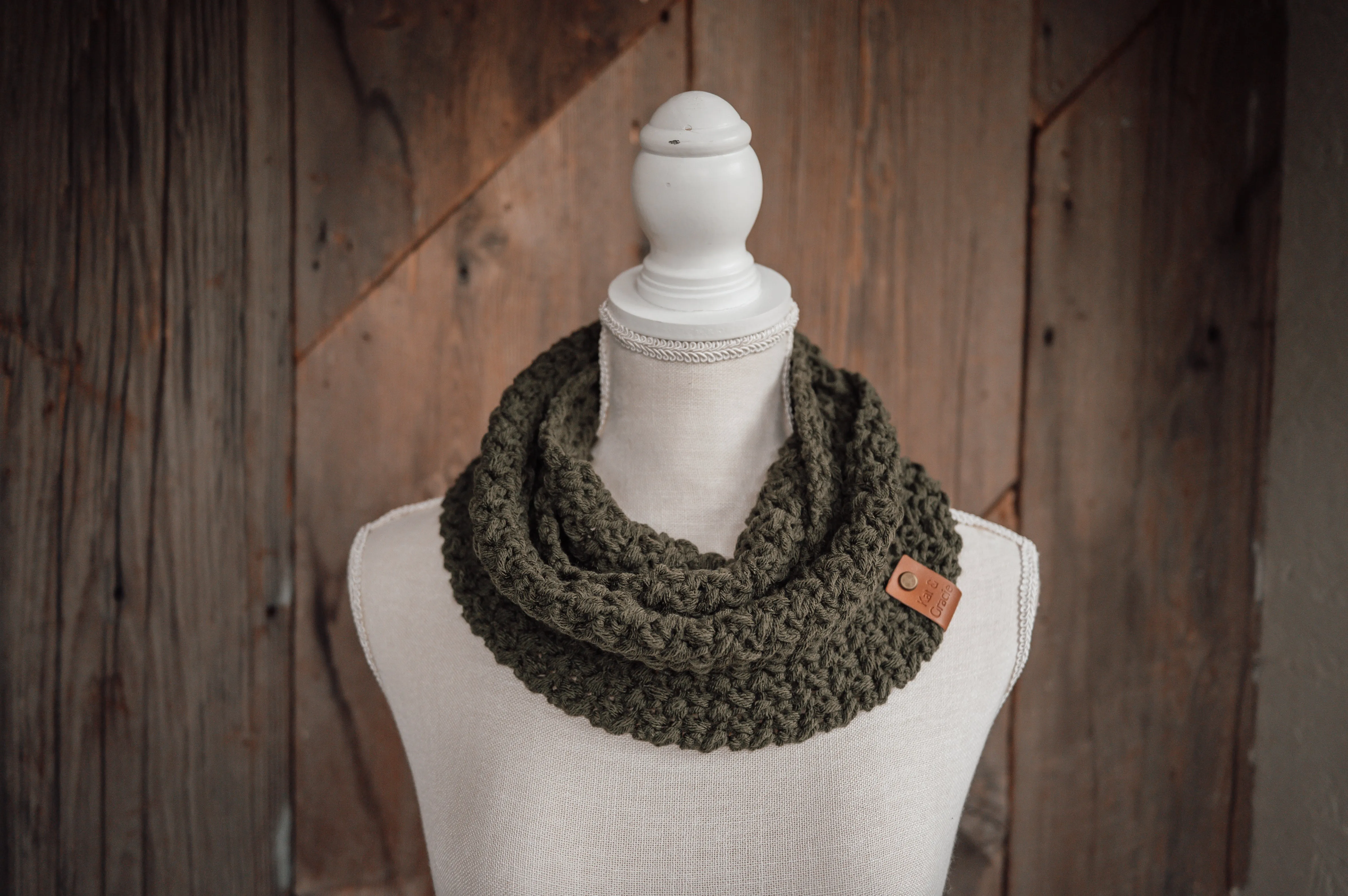 Dream Weaver Infinity Cowl - Olive